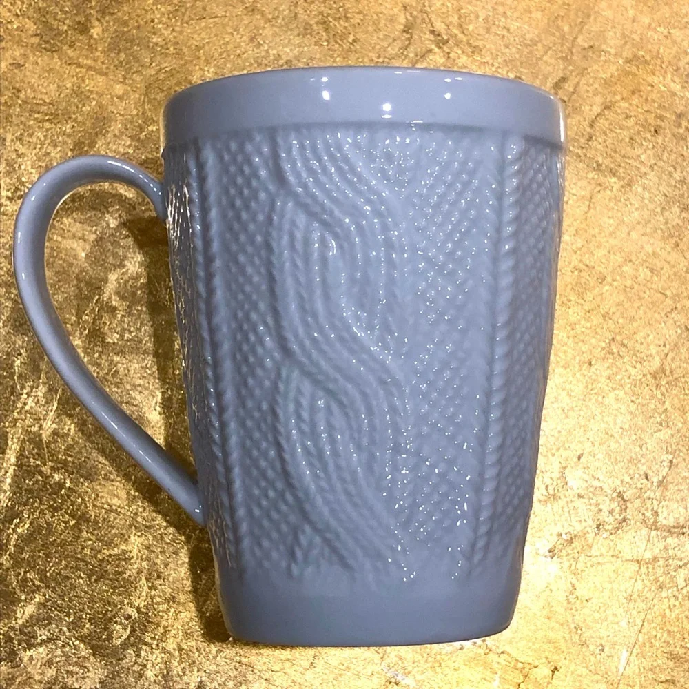 BIA‎ Cordon Bleu Bright White “Cable Stitch” Tapered Coffee Mug - Picture 3 of 5